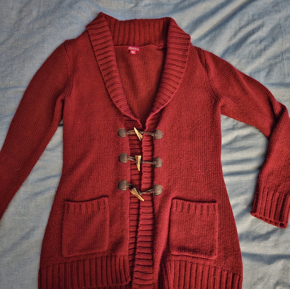Merona sweater. Women's Medium. Maroon/Red/Merlot. Brown Toggle fasteners
